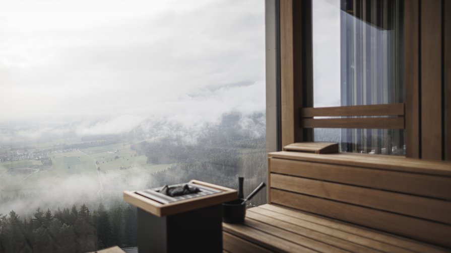 Unsere Sauna, den Kronplatz im Blickfeld Unsere Sauna, den Kronplatz im Blickfeld